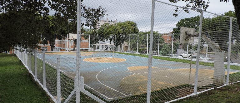 Praça Borges recebe atenção, mas o vandalismo ainda persiste