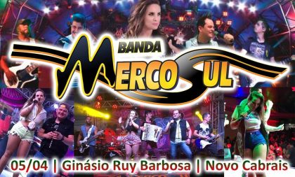 Público aguarda baile com Banda Mercosul