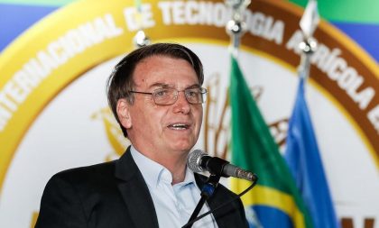 Bolsonaro defende posse de arma para produtor rural