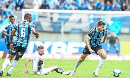 Estreia com derrota na Arena: Grêmio tomba para Santos de Sasha