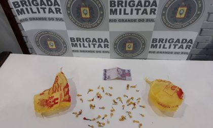 BM de Cachoeira detém jovem com cocaína dentro de meia