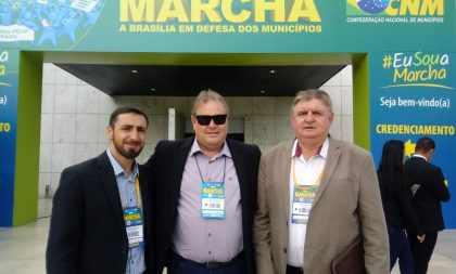 Novo Cabrais: André e Larri participam de marcha em Brasília