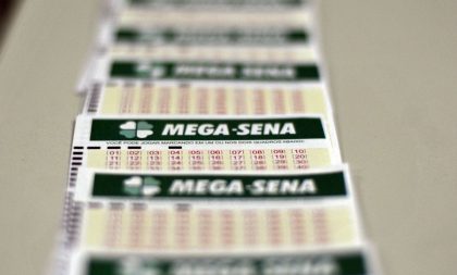 Mega-Sena acumula e vai pagar R$ 52 milhões na 4ª feira