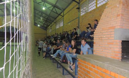 Futsal Misto: atração conquista público nos Jogos Rurais