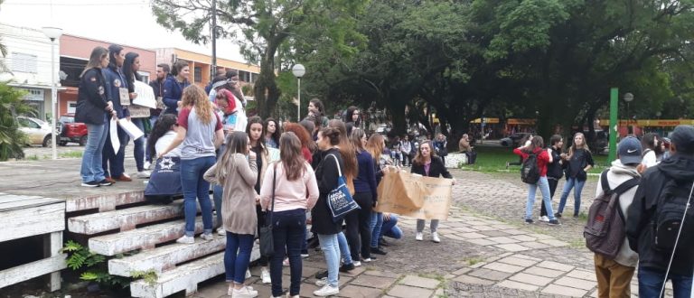 Comunidade acadêmica de Cachoeira integra mobilização