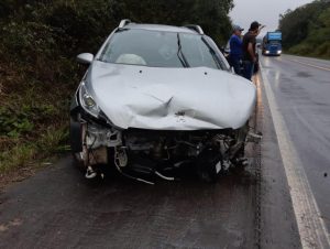 Rio Pardo: carros, caminhão e moto: acidente deixa dois feridos