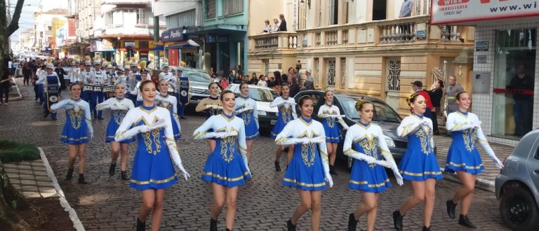 Banda de Arroio do Tigre dá show nos 54 anos da 24ª CRE