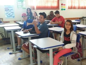 Escolas Municipais recebem novas classes e cadeiras