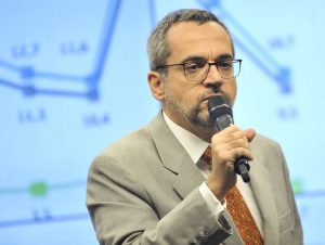 Reunião com ministro: comitiva cachoeirense defenderá UFSM