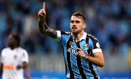 Vizeu garante primeira vitória do Grêmio no Brasileirão