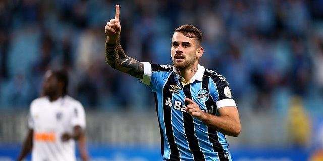 Vizeu garante primeira vitória do Grêmio no Brasileirão