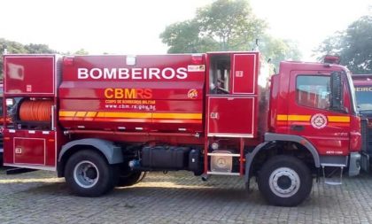 Depois de 20 anos de espera, bombeiros recebem nova viatura nesta segunda