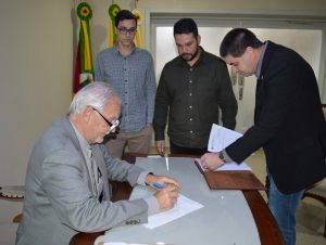 Prefeitura chama 53 candidatos aprovados em concurso de 2015