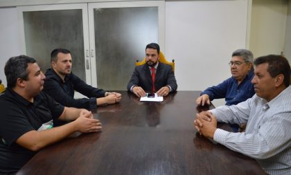 Prefeitura assina repasses para ASCAFV e São José