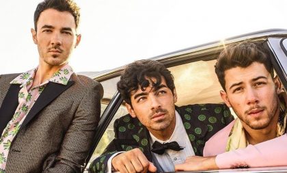 Jonas Brothers lançam novo álbum depois de dez anos