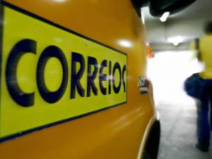 Privatizar ou não? Correios estão com 10,6 milhões de correspondências atrasadas no RS