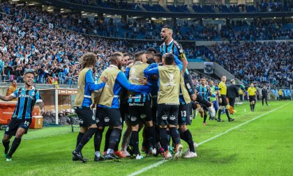 Libertadores: Grêmio vence Libertad por 2 a 0