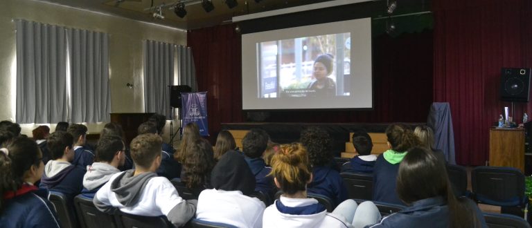 Estudantes do Marista Roque se preparam para as profissões do futuro