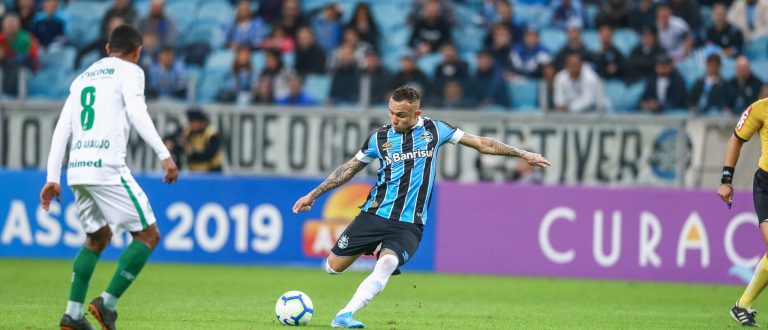 Grêmio e Chapecoense empatam em jogo de 6 gols