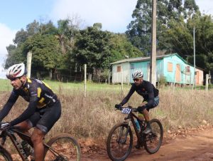 2ª Etapa do Campeonato de MTB é marcada por percurso pesado e lama