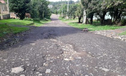 Ciep arrecada doações para calçamento da rua da escola