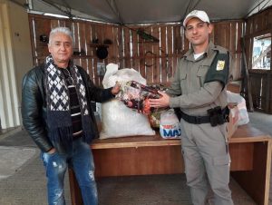 Brigada Militar de Cachoeira do Sul realiza doação de agasalhos