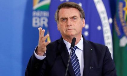 Bolsonaro diz que sancionará projeto que amplia posse de arma no campo