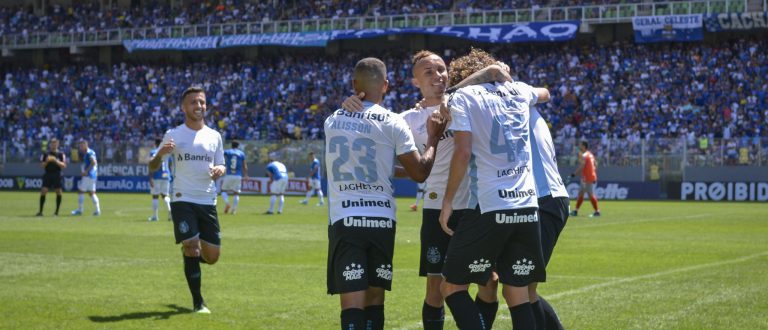 Grêmio goleia o Cruzeiro no Independência, pelo Brasileirão