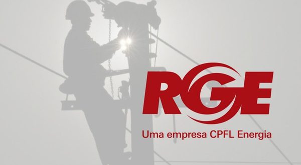 RGE instala aquecedores solares para 200 famílias de Cachoeira do Sul