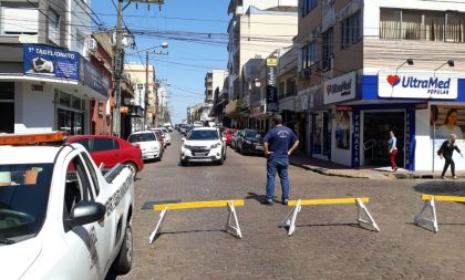 Obras no Coliseu: Sete de Setembro fechada causa transtornos no trânsito