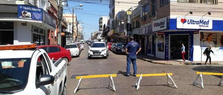 Obras no Coliseu: Sete de Setembro fechada causa transtornos no trânsito