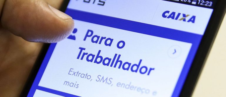 Trabalhadores já podem optar pelo Saque-Aniversário do FGTS