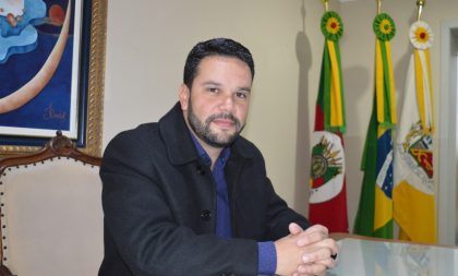 Novo partido do vice-prefeito lança #podemosmudarcachoeira