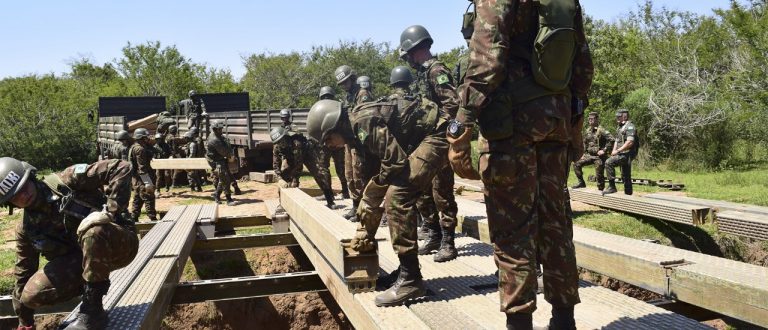 Batalhão recebe pelotões do Comando Militar do Sul