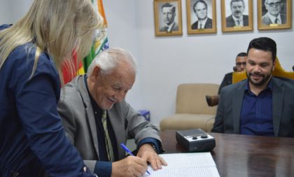 Prefeito entra em férias. Cleber Cardoso vai comandar Prefeitura por 30 dias