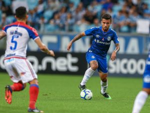 Com gol na reta final da partida, Grêmio é superado pelo Bahia na Arena