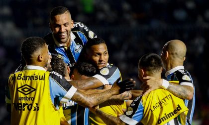 Grêmio vira para cima do Vasco: 3 a 1