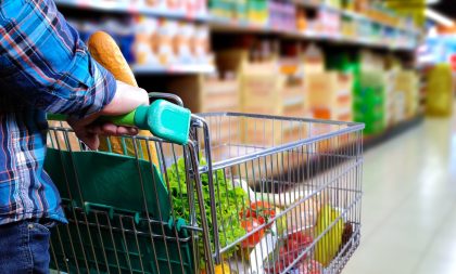 Supermercados estarão abertos no feriado deste sábado