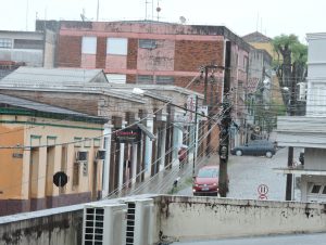 Chuva na região deve se estender até esta terça-feira