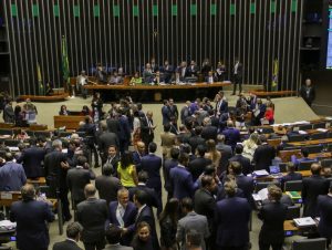 Câmara aprova MP que altera regras de saque do FGTS