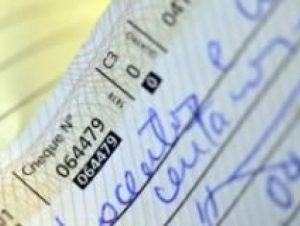 Governo limita juros do cheque especial e cria tarifa