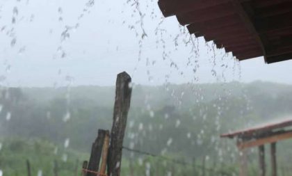 Tempo muda na região e tem chuva para esta terça-feira