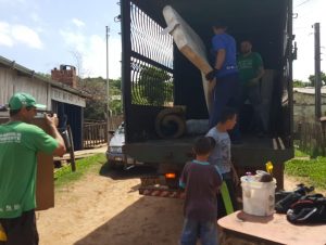 Rio Jacuí avança e Defesa Civil retira famílias do Bairro Cristo Rei