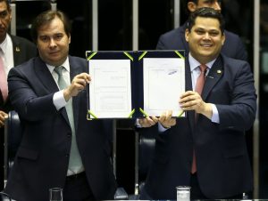 Reforma da Previdência é promulgada pelo Congresso