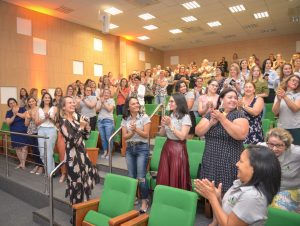 Emoção e reflexão marcam Encontro de  Encerramento Anual do Programa Crescer Mulher