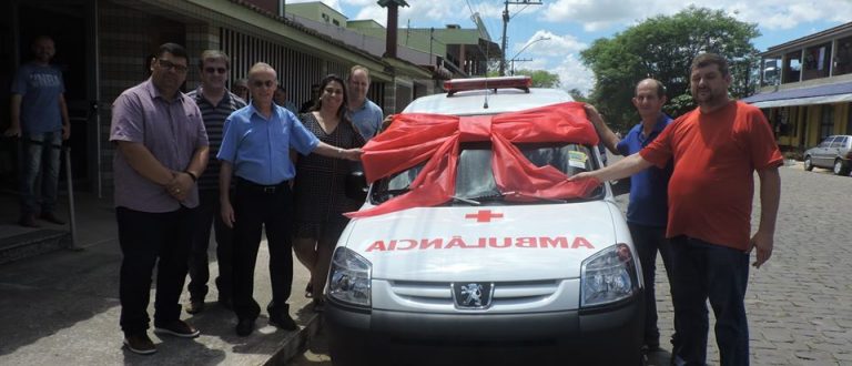 Paraíso adquire nova ambulância com verba do Ministério da Saúde