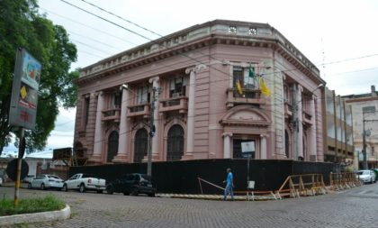 Câmara fará turno único por três dias para obras no prédio