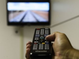 Governo federal estuda implementar sistema de alerta por TV digital