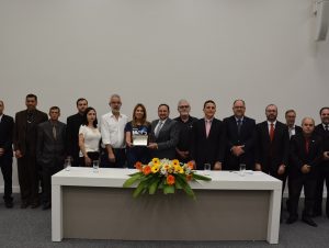 Câmara homenageia Escola do HCB pelos seus 50 anos