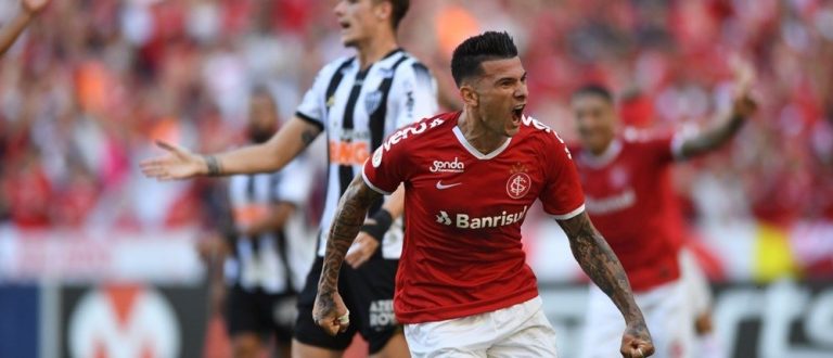 Com gol de Cuesta no último minuto, Inter vira e encerra 2019 com vitória